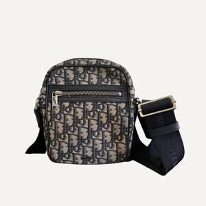 Unisex - Dior Oblique Jacquard Vertical Crossbody Bag